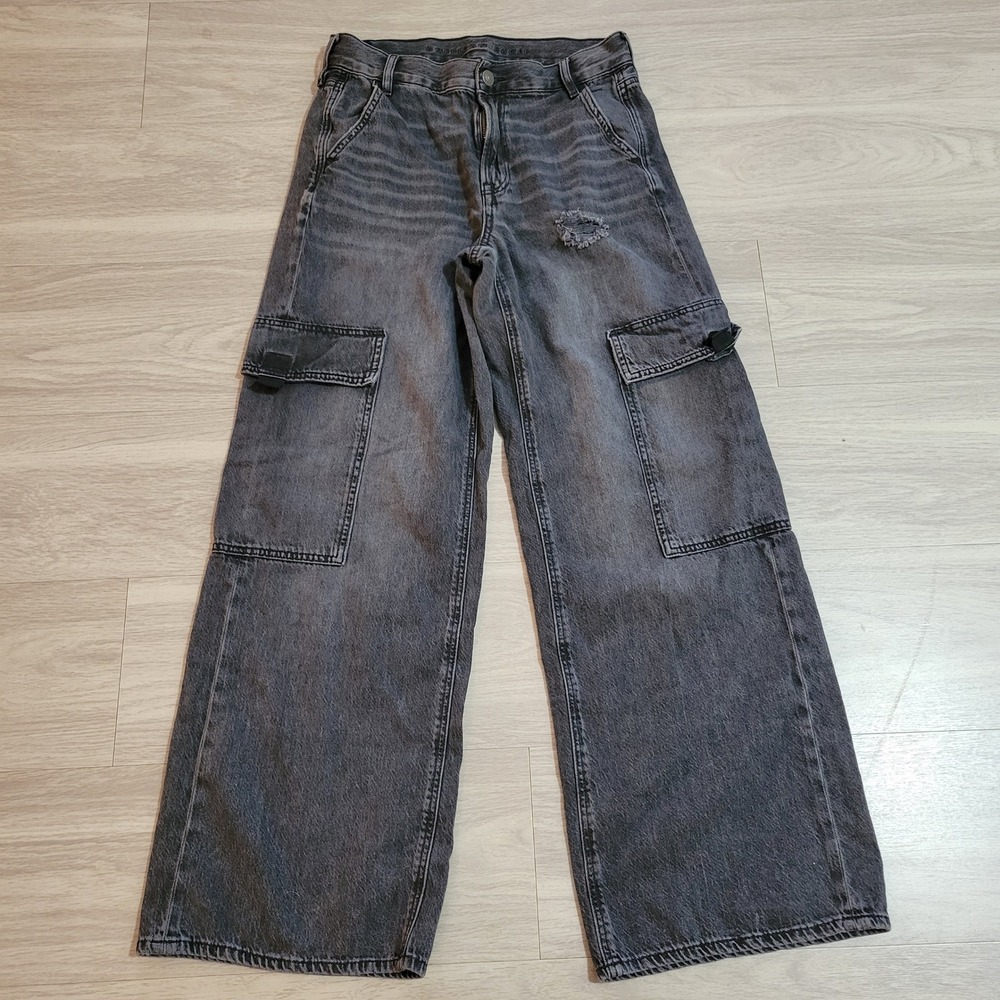 American Eagle Super High Baggy Wide Leg Cargo Jeans Black Distressed 28x29